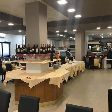 Szálloda Ristorante Il Calipso By Mago Robecchetto con Induno