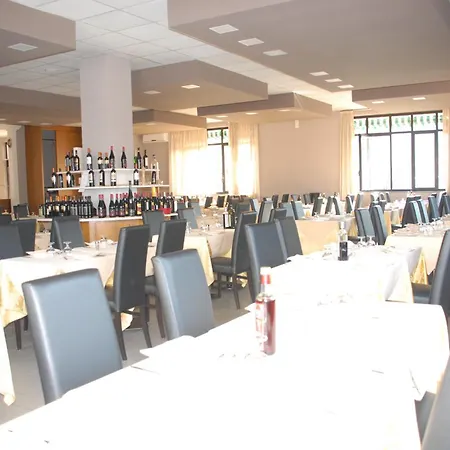 Ristorante Il Calipso By Mago Szálloda Robecchetto con Induno